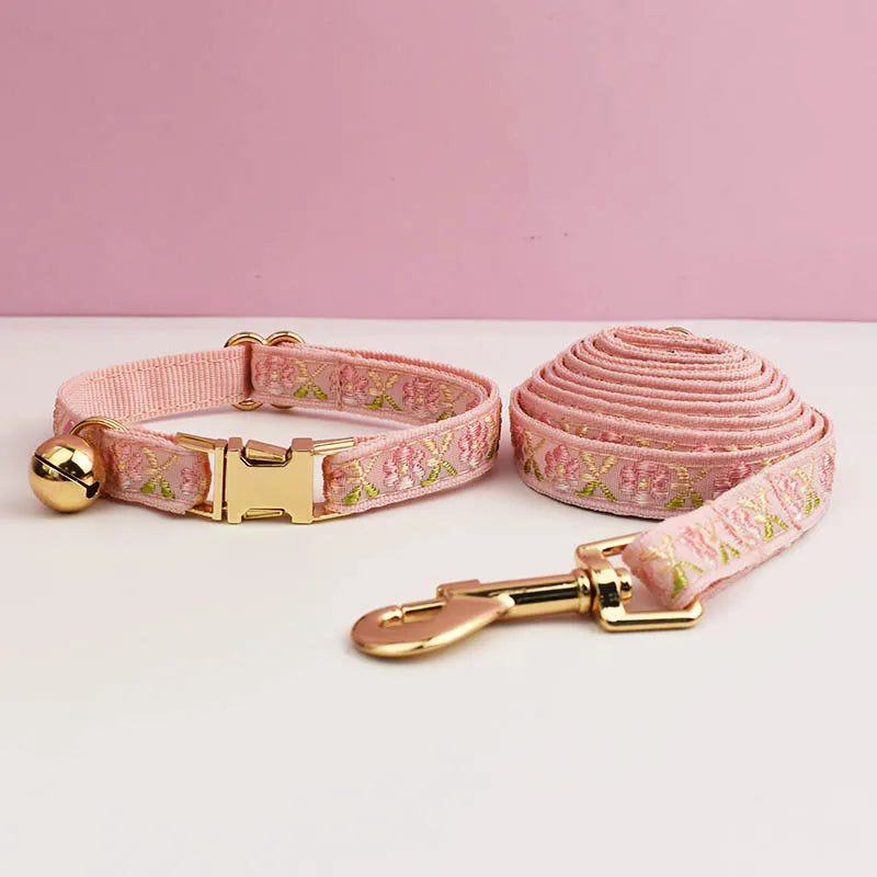 Adjustable Comfortable Cat Collar w/Bell