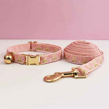 Adjustable Comfortable Cat Collar w/Bell
