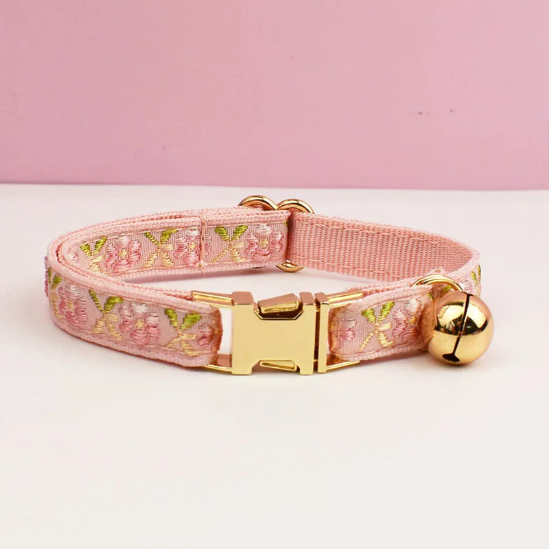 Adjustable Comfortable Cat Collar w/Bell