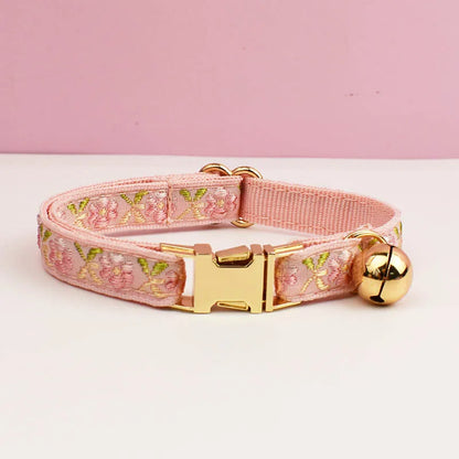 Adjustable Comfortable Cat Collar w/Bell