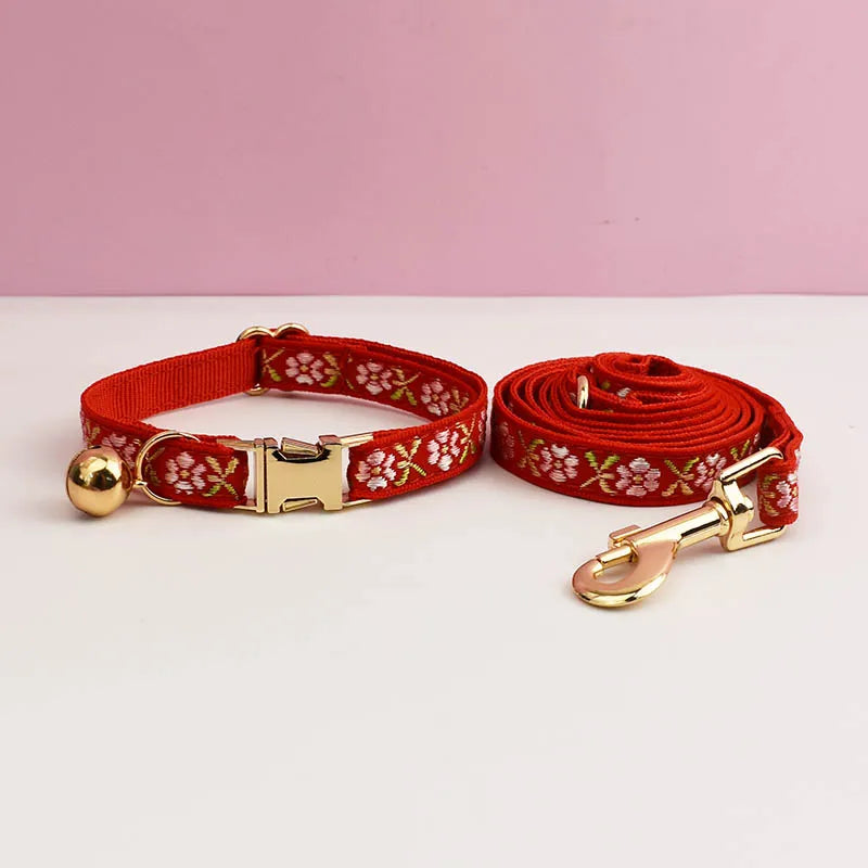 Adjustable Comfortable Cat Collar w/Bell