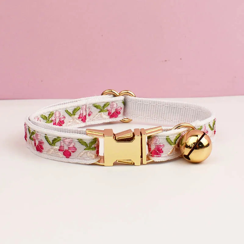 Adjustable Comfortable Cat Collar w/Bell
