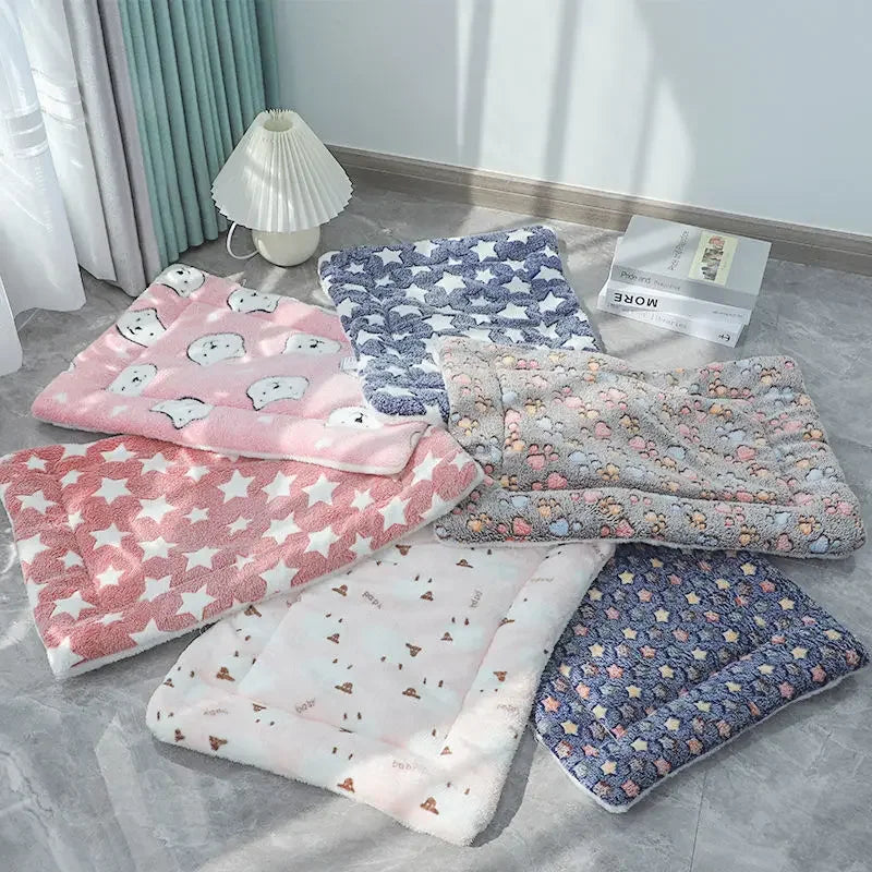 Warm Non-Slip Kennel Blanket