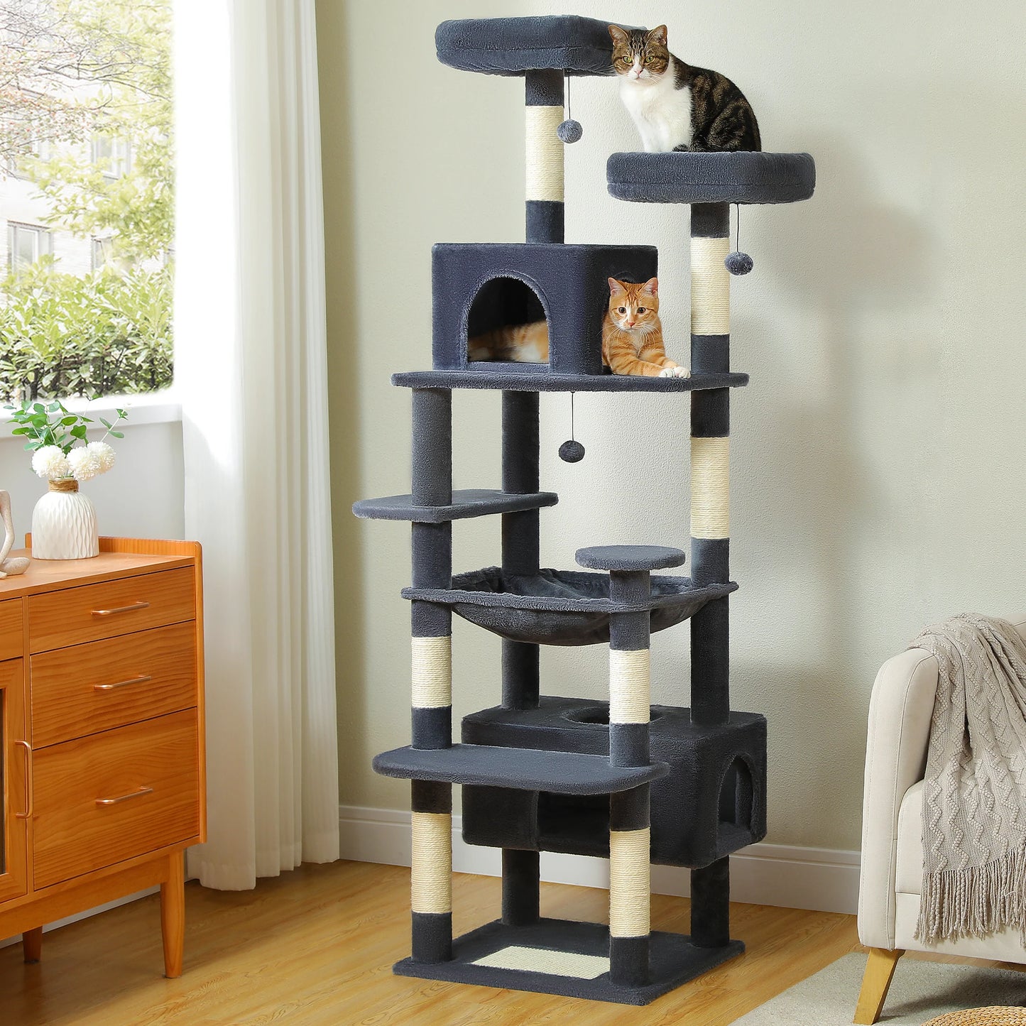 Large Indoor Tree and Tower w/Scratching Post