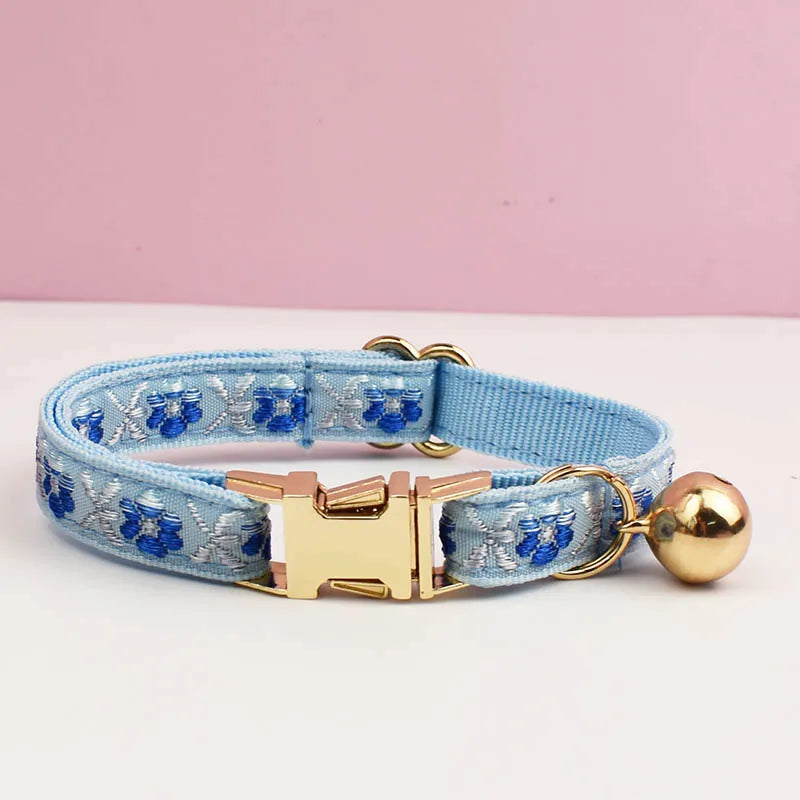 Adjustable Comfortable Cat Collar w/Bell
