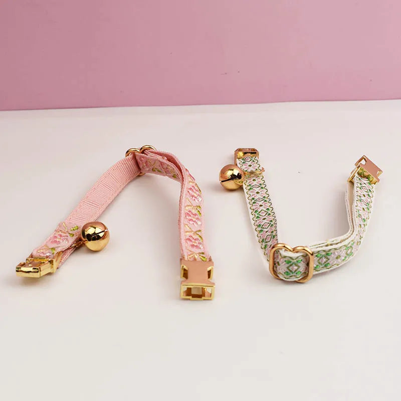 Adjustable Comfortable Cat Collar w/Bell