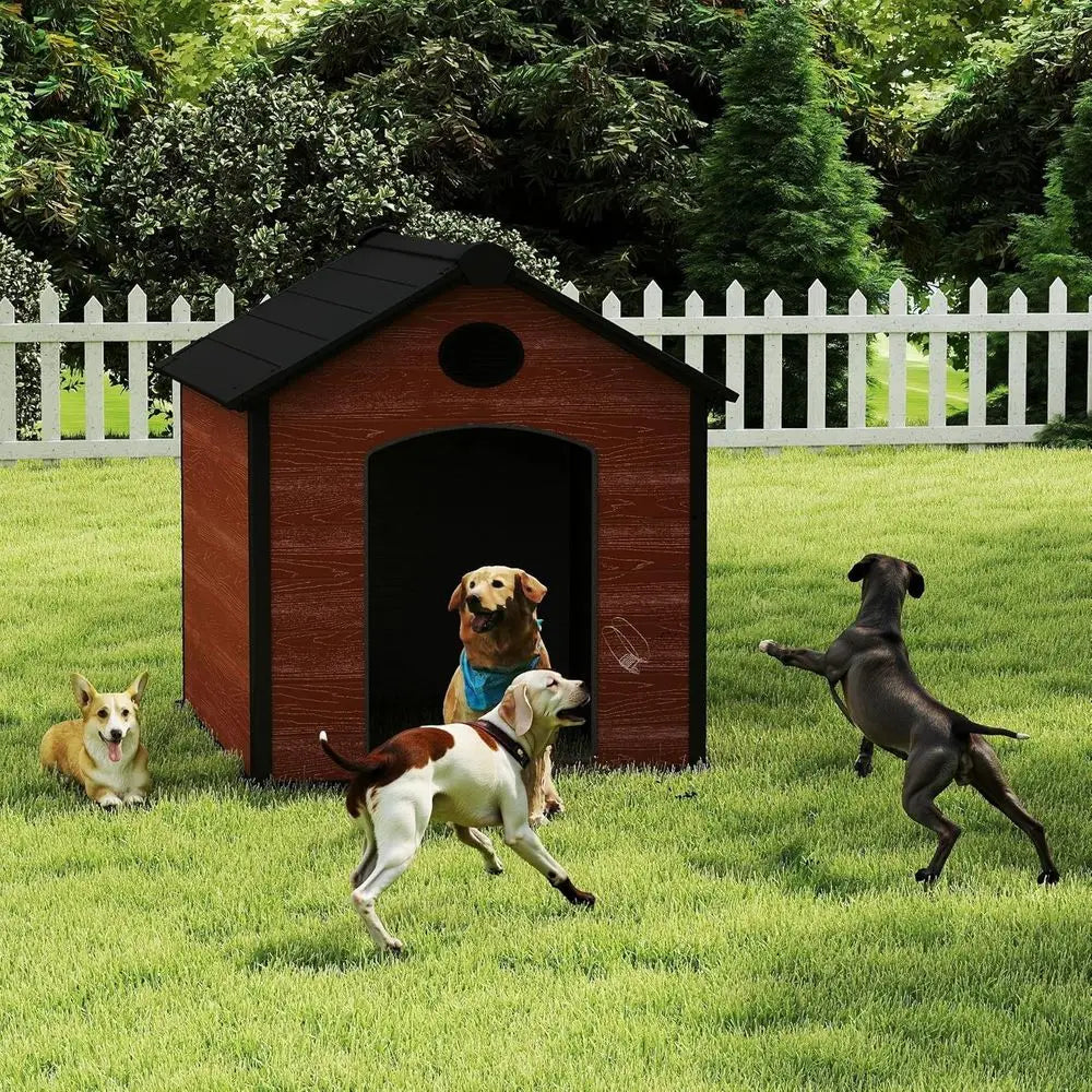 Sturdy Outdoor Doghouse